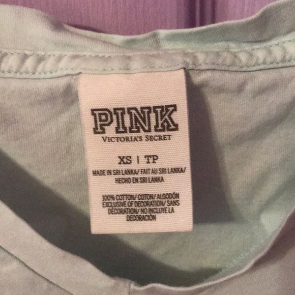 VS Pink Tee Shirt - Picture 3 of 3